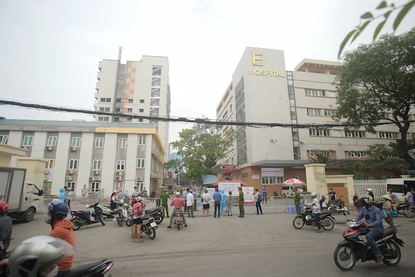 public-hospital-exterior