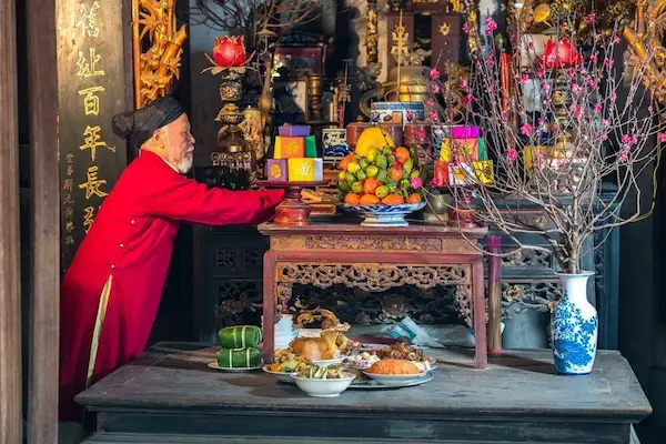  ancestor-altar-in-vietnamese-home 